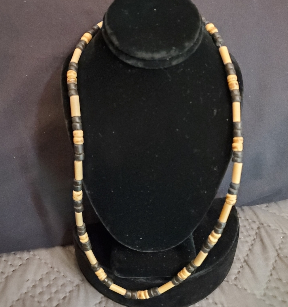Coconut & Wood Bead Necklace